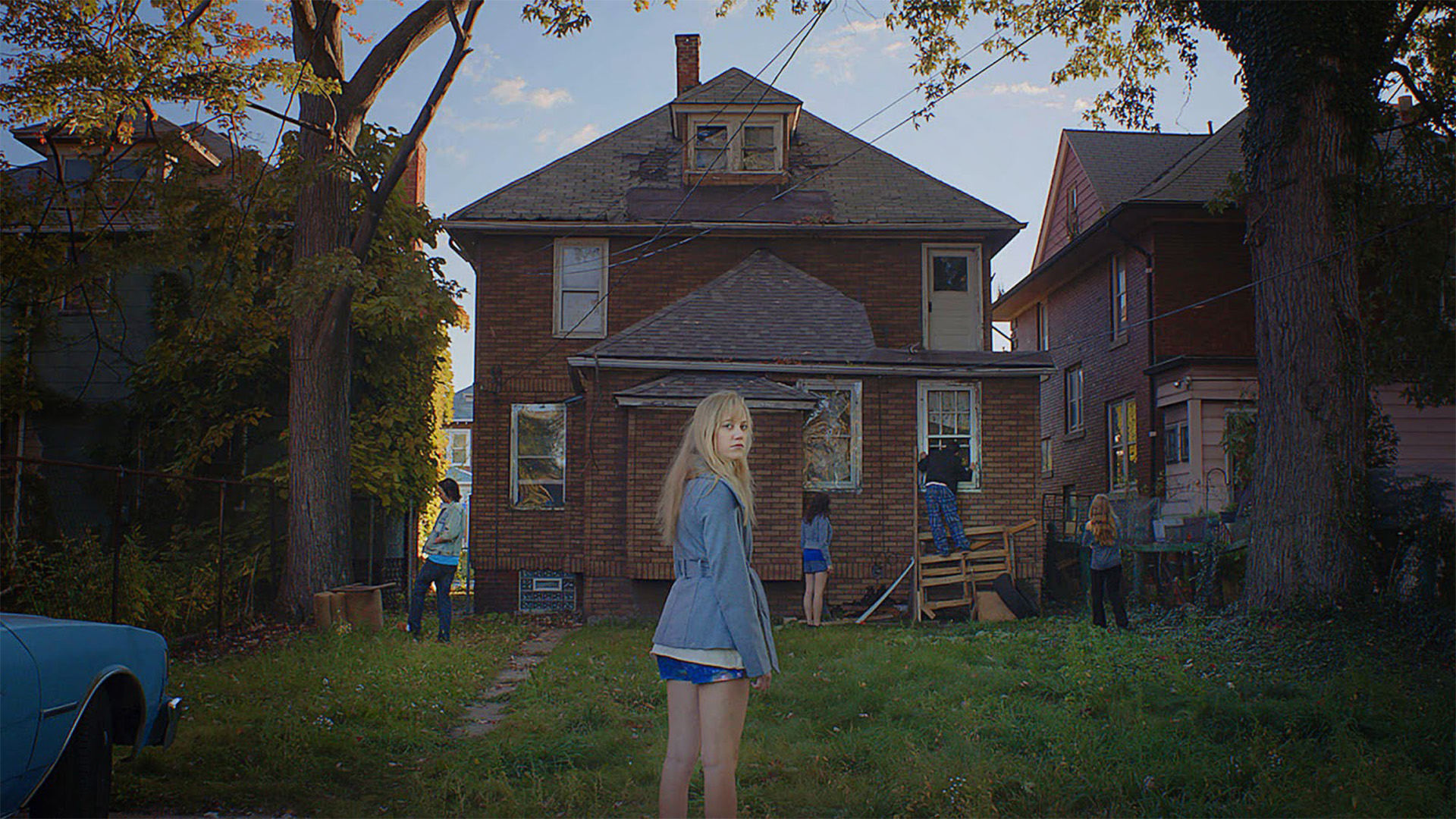 It Follows slide 3